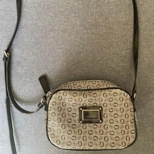 Guess purse